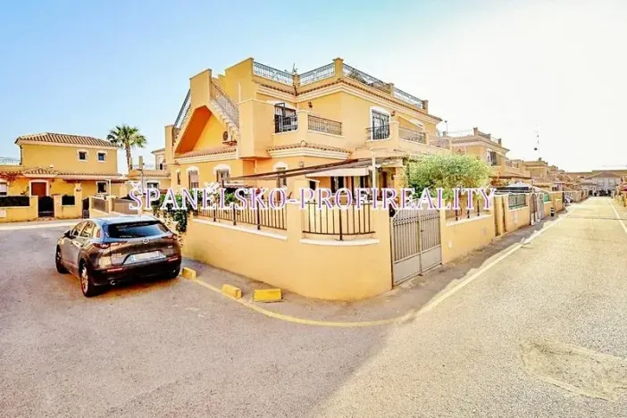 Prodej vily, Torrevieja, Španělsko, 57 m2