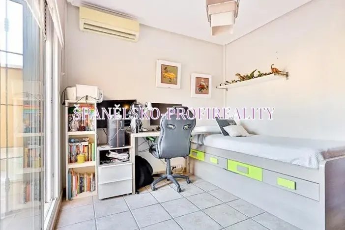 Prodej vily, Torrevieja, Španělsko, 57 m2