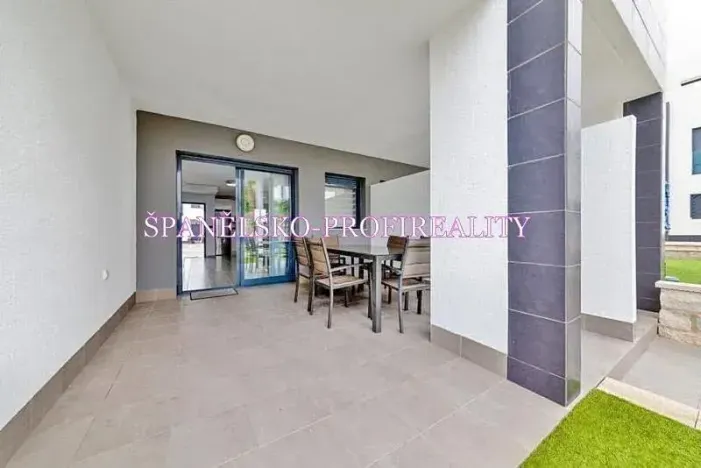 Prodej bytu 3+kk, Orihuela, Španělsko, 74 m2