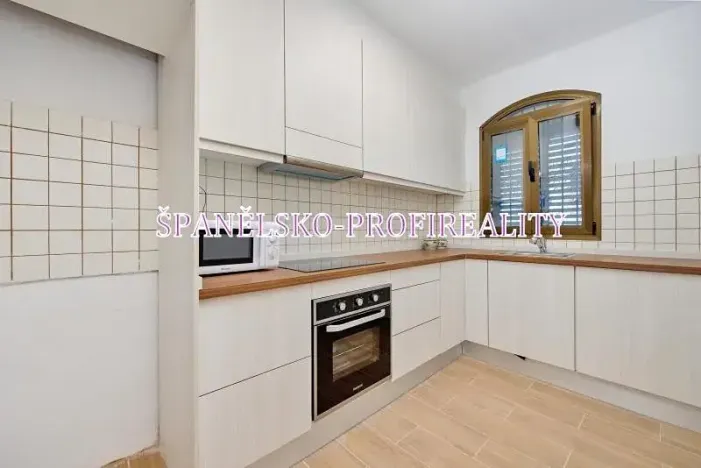 Prodej bytu 4+kk, Alicante, Španělsko, 150 m2