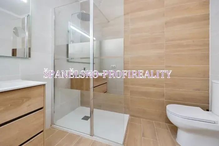 Prodej bytu 4+kk, Alicante, Španělsko, 150 m2