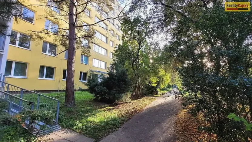 Prodej bytu 3+1, Praha - Střížkov, Šluknovská, 68 m2