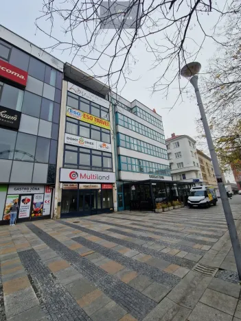 Pronájem obchodního prostoru, Ostrava - Moravská Ostrava, Masarykovo náměstí, 678 m2