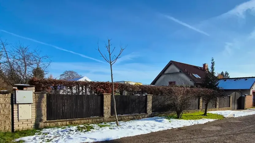 Prodej pozemku pro bydlení, Květnice, Mařinková, 703 m2