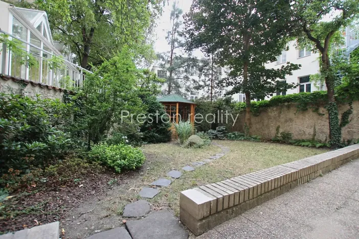 Pronájem bytu 1+1, Praha - Vršovice, Moskevská, 35 m2