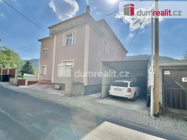 Pronájem bytu 2+kk, Ústí nad Labem - Střekov, Ke Hradu, 44 m2