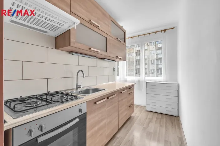 Pronájem bytu 3+1, Hradec Králové - Slezské Předměstí, Severní, 65 m2