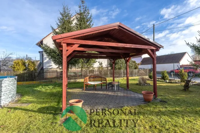 Prodej rodinného domu, Krupá, 150 m2