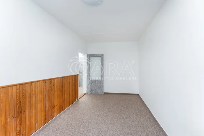 Prodej bytu 3+1, Praha - Modřany, Poljanovova, 62 m2