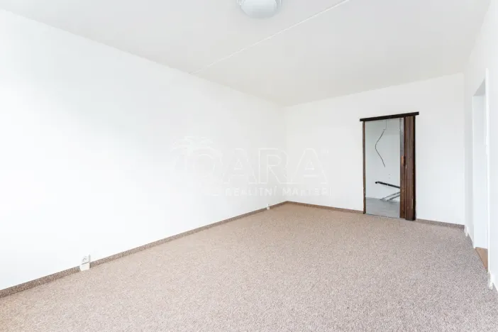 Prodej bytu 3+1, Praha - Modřany, Poljanovova, 62 m2