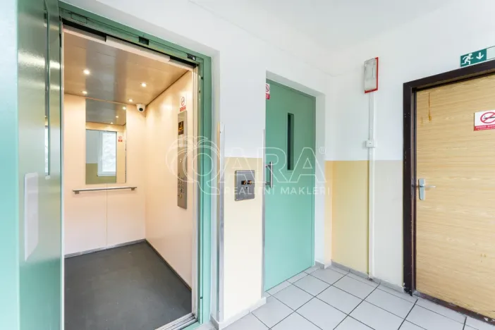 Prodej bytu 3+1, Praha - Modřany, Poljanovova, 62 m2