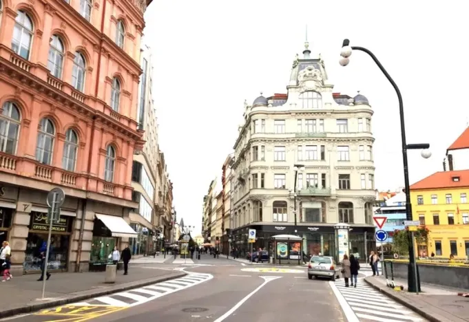 Pronájem obchodního prostoru, Praha - Staré Město, 195 m2