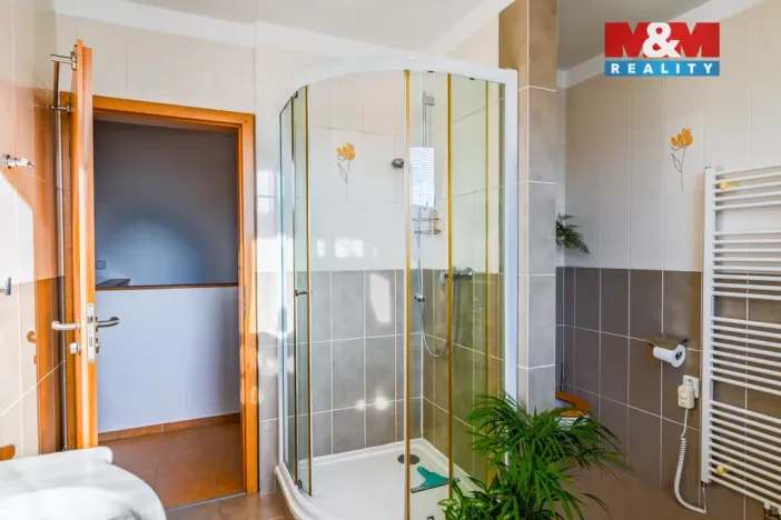 Prodej rodinného domu, Plzeň - Radobyčice, Nad Strání, 134 m2