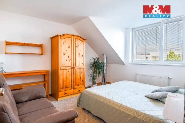 Prodej rodinného domu, Plzeň - Radobyčice, Nad Strání, 134 m2