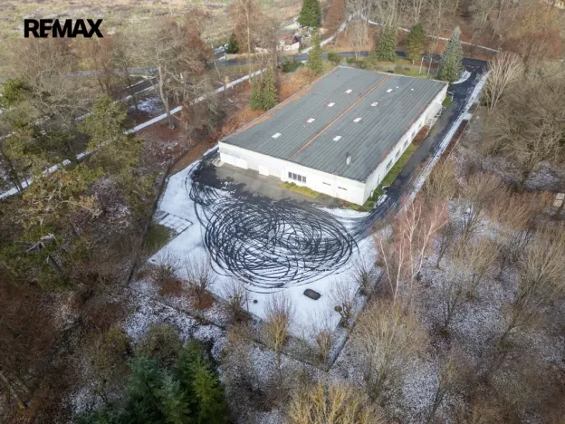 Pronájem výrobních prostor, Chodová Planá, Kyjovská, 1300 m2