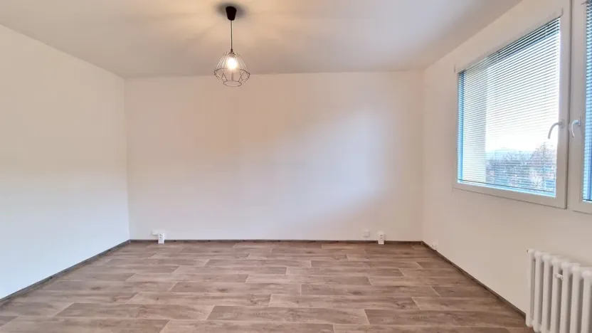 Prodej bytu 1+1, Chlumec, Tuchomyšlská, 38 m2