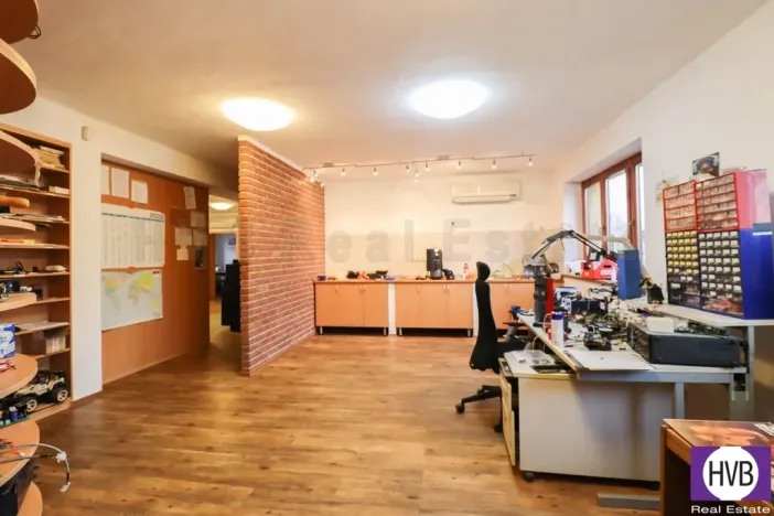 Pronájem kanceláře, Ostrava, U Dvoru, 110 m2