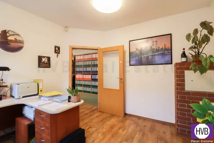 Pronájem kanceláře, Ostrava, U Dvoru, 188 m2