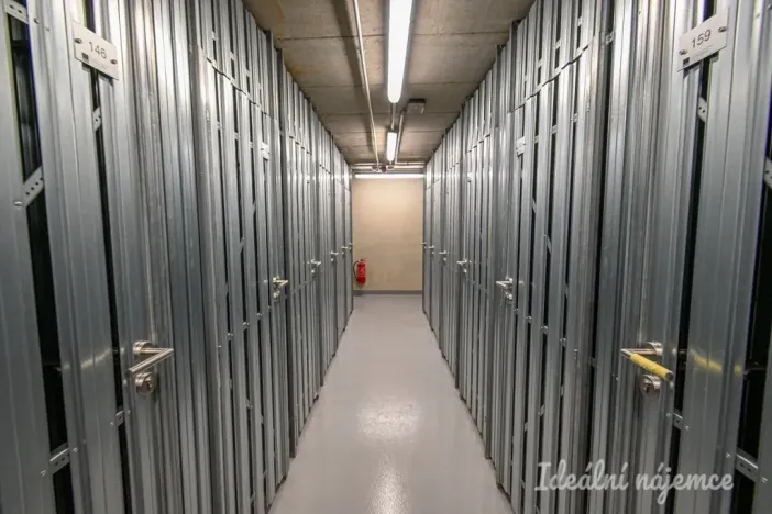 Pronájem bytu 1+kk, Brno, Bratislavská, 35 m2