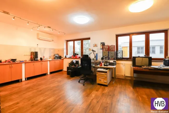 Pronájem obchodního prostoru, Ostrava, U Dvoru, 230 m2