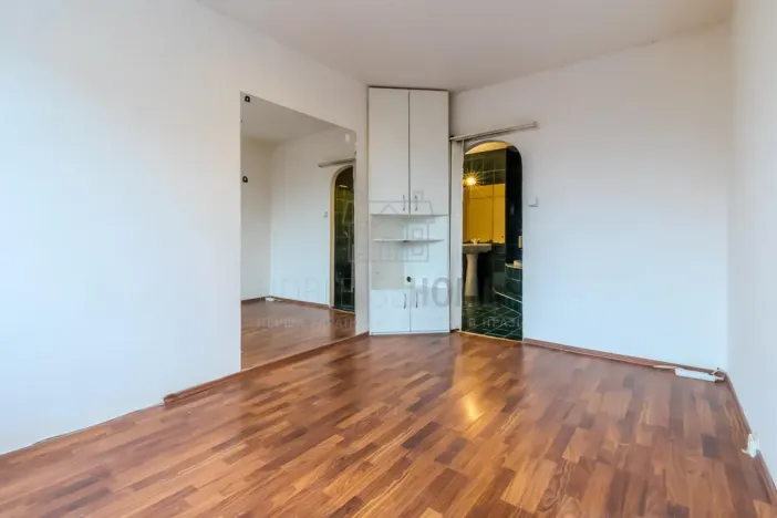 Prodej bytu 3+1, Praha - Prosek, Lovosická, 67 m2