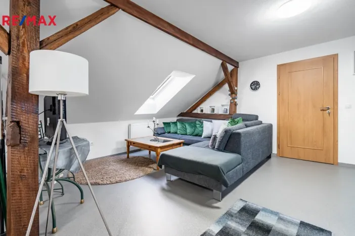 Prodej rodinného domu, Horšovský Týn - Semošice, 320 m2