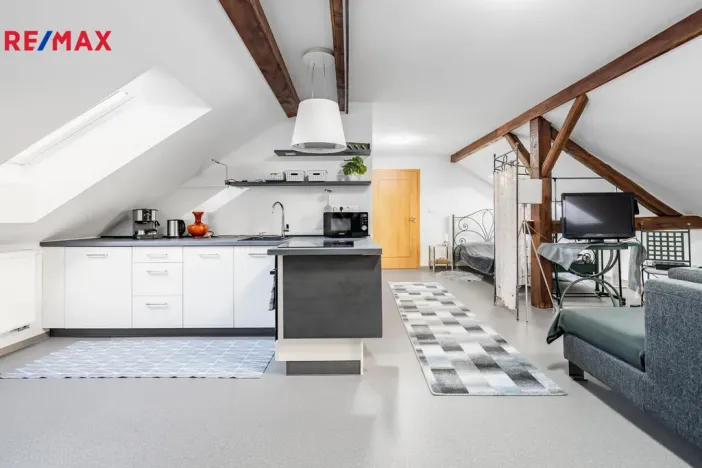 Prodej rodinného domu, Horšovský Týn - Semošice, 320 m2