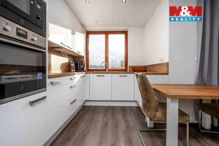 Prodej bytu 3+kk, Velké Přílepy, Boženy Němcové, 75 m2