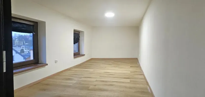 Pronájem bytu 2+1, Květinová, Jablonec nad Nisou, 65 m2