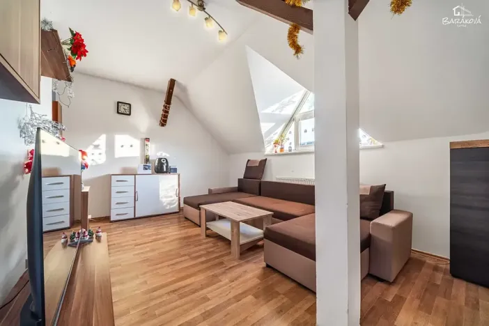 Prodej bytu 2+kk, Štěnovice, Lipová, 42 m2