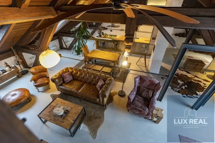 Prodej atypického bytu, Mikulov, Komenského, 164 m2