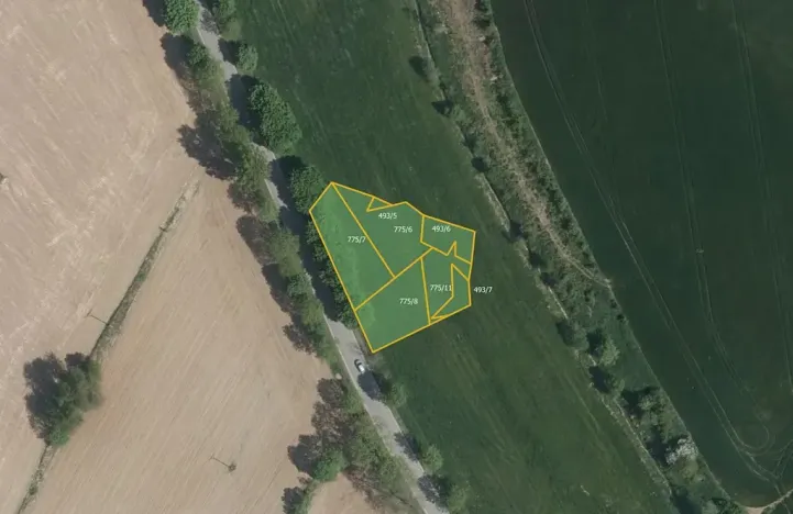 Prodej pole, Černá, 13692 m2