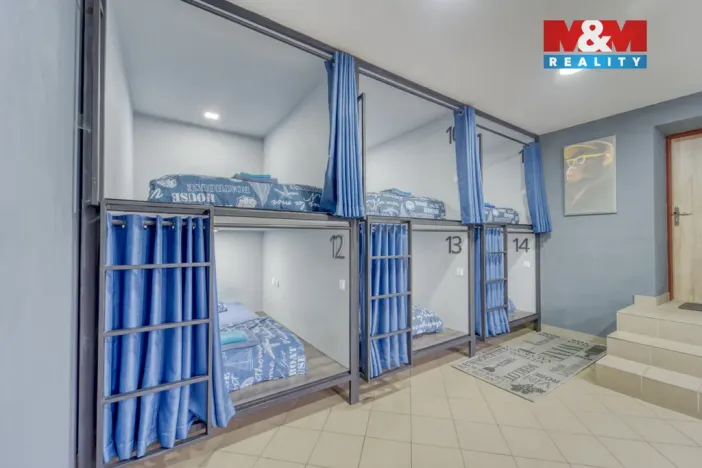 Prodej obchodního prostoru, Stružná, 216 m2