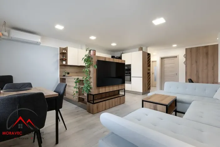 Pronájem bytu 2+kk, Opava, 17. listopadu, 58 m2