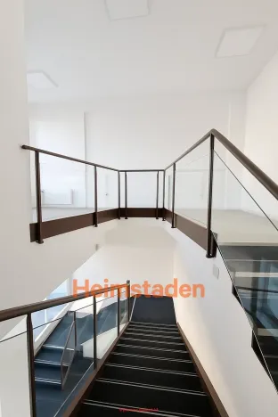 Pronájem kanceláře, Havířov - Město, nám. Republiky, 72 m2
