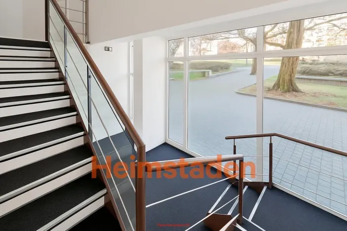 Pronájem obchodního prostoru, Havířov - Město, nám. Republiky, 72 m2