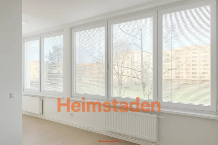 Pronájem obchodního prostoru, Havířov - Město, nám. Republiky, 72 m2