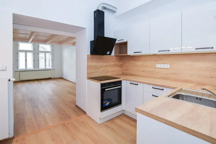 Pronájem bytu 1+kk, Praha - Hradčany, Keplerova, 39 m2