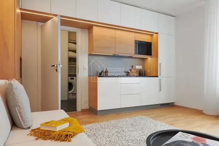 Pronájem bytu 1+kk, Praha - Střížkov, Střížkovská, 27 m2