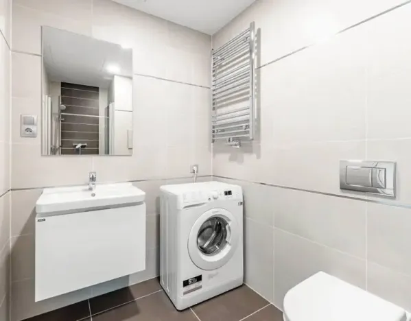 Pronájem bytu 1+kk, Praha - Vysočany, Ocelářská, 35 m2