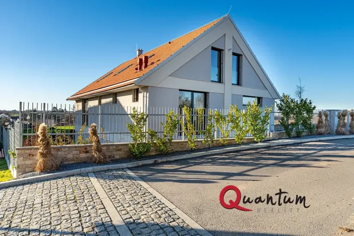 Prodej rodinného domu, Praha - Královice, Ke Tvrzi, 390 m2