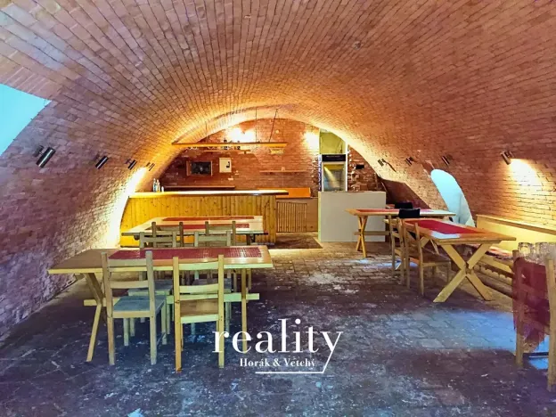 Prodej činžovního domu, Znojmo, Dolní Česká, 429 m2