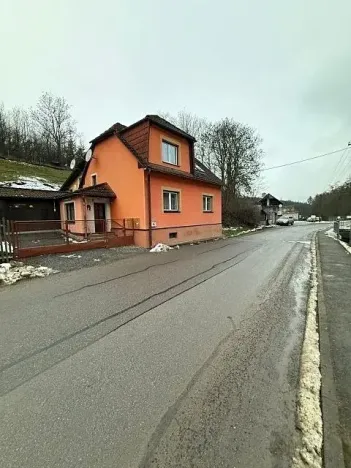 Prodej podílu rodinného domu, Banín, 190 m2