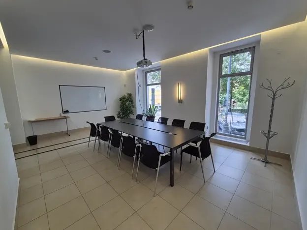 Pronájem kanceláře, Praha - Žižkov, Žerotínova, 220 m2