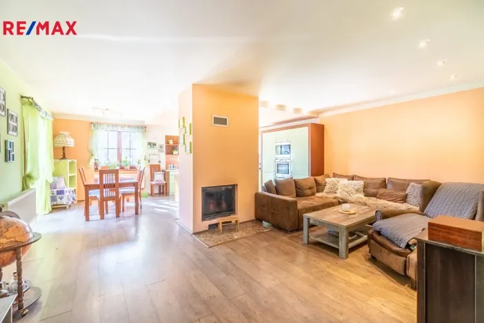 Prodej rodinného domu, Ondřejov - Třemblat, Výstavní, 286 m2