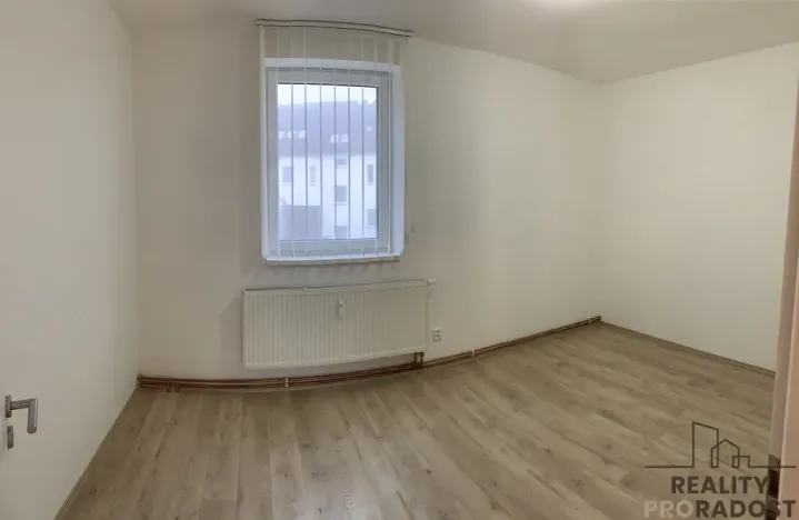 Pronájem bytu 3+kk, Ledenice, Náměstí, 70 m2