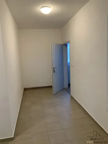 Pronájem bytu 3+kk, Ledenice, Náměstí, 70 m2