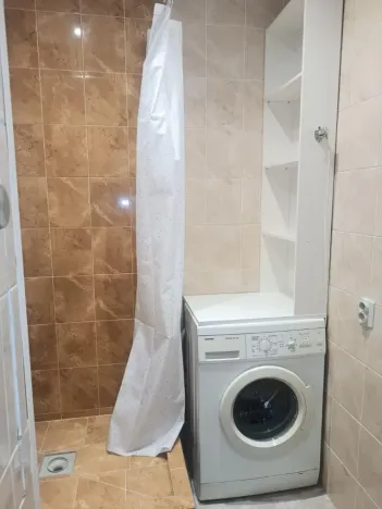 Pronájem bytu 1+kk, Praha - Modřany, Levského, 35 m2