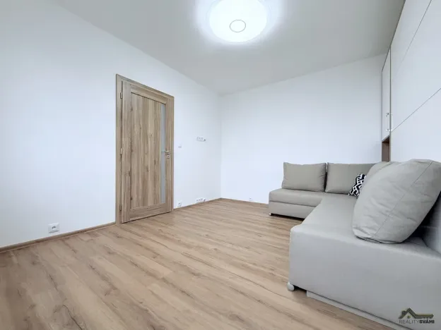 Prodej bytu 1+1, Karviná, Slovenská, 28 m2