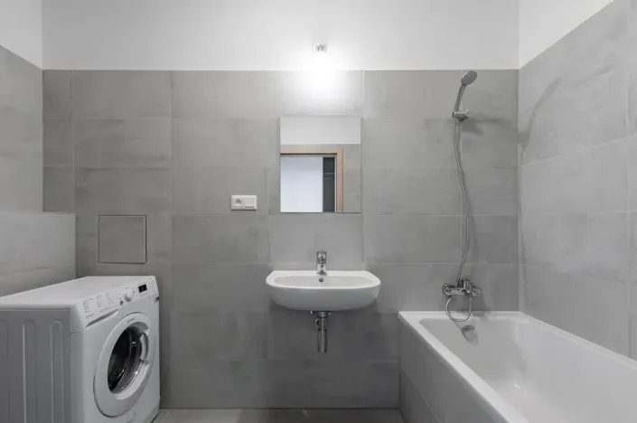 Pronájem bytu 1+kk, Praha - Vysočany, Svatošových, 32 m2